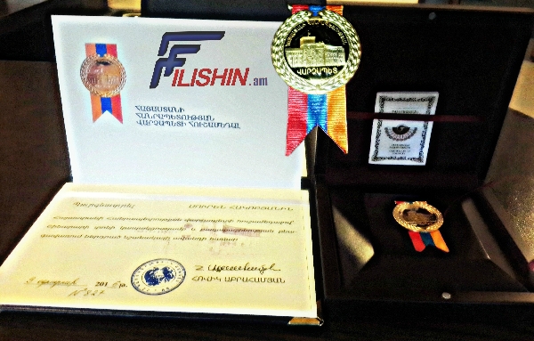 Director Suren Hakobyan awarded the Prime Minister's Commemorative Medal